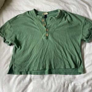 Universal Thread Green Cropped Top